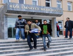 Rize'de Ruhsatsız Silah İmalatı Ve Kaçakçılığı Yapan 13 Kişilek Şebeke Çökertildi