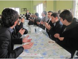 Alevi Kültür Ve Cemevi Akhisar Şubesi Aşure Etkinliği Düzenledi