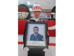 Şehit Karakol Komutanı İskenderun'da Tekbirler Eşliğinde Uğurlandı