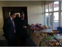 Ardahan Sanayici Ve İşadamları Derneği'nden Öğrenciler Yararına Kermes