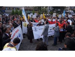 KESK, '2013 YILI BÜTÇESİ'Nİ PROTESTO ETTİ