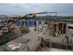 Yeni Sezonda Manavgat'ta 10 Bin Yatak Artışı Olacak