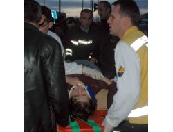 Ambulans İle Otomobil Çarpıştı: 5 Yaralı