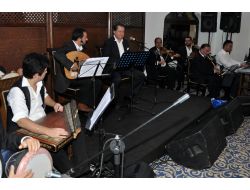 Keçiören Bezm-i Safa Fasılları'nın Konuğu Ahmet Özhan Oldu