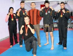 Altın Madalya Alan Niğdeli Sporcular Şehre Döndü