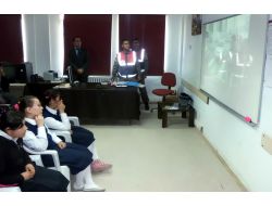 Jandarmadan Köydeki Çocuklara Trafik Eğitimi