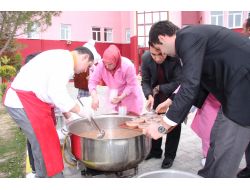 Alpaslan Ali Can Koleji'nden Velilere Aşure