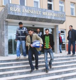 Ruhsatsız Silah İmalatı ve Kaçakçılığı Yapan  13 Kişilik Şebeke Çökertildi!!