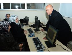 Yakutiye Belediyesi'nden Ev Kadınlarına Bilgisayar Kursu