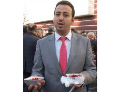 Tatvan’da 7 Farklı Noktada 7 Bin Kişiye Aşure Dağıtıldı