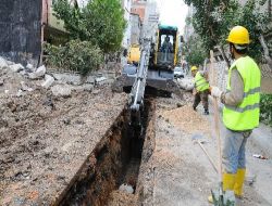 İzmir'in İlçelerinde Toplam 60 Kilometre Kanal Yenilenecek
