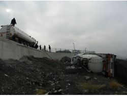 Sisli Havada Tanker Şarampole Uçtu