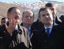 Bakan Kılıç: Bdp’lilerin Teröristlerle Kucaklaşması, Toplumu İncitmiştir