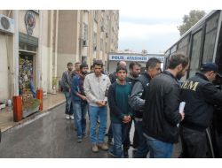Gözaltına Alınan Üniversite Öğrencileri Adliyede