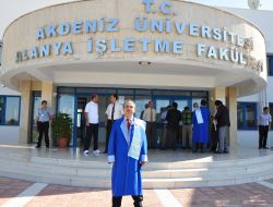 Alanya Elverişli İklim Ve Havası Nedeniyle Turistlerin Tercihi