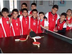 Öğrenciler Masa Tenisi İle Nezaket Ve Rekabeti Öğrendi