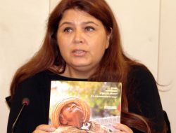 ‘sabaha Çıkmaz’ Denen Alzheimer Hastası Sevgiyle Normale Döndü