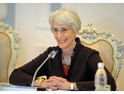 Atambayev Vendi Şerman’ı Kabul Etti