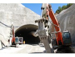 Gebze-orhangazi-izmir Otoyolu Tünelinin 1400 Metresi Açıldı