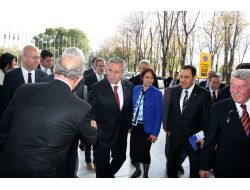 Arınç: 2011 Yılında 1 Milyar 273 Milyon Dolar Yardım