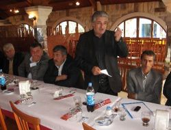 Ak Parti Milletvekili Doğruer, Toprakkale'de Muhtarların Sorunlarını Dinledi