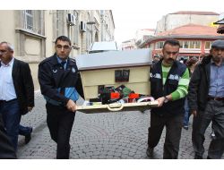 Tarihî Kemeraltı Çarşısı'nda İşporta Operasyonu