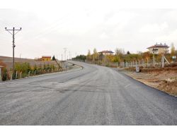 Mamak'ta Yol Açma Ve Asfaltlama Çalışmaları Sürüyor