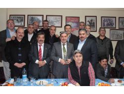 Başkan Zenbilci Türkistan Pilavı Dağıttı