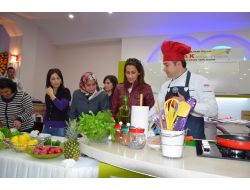 Niğdeli Hanımlar, Yemekteki Hünerlerini Oktay Usta'nın Beğenisine Sundu