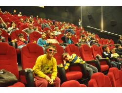 Minikler ‘otel Transilvanya’ İzledi