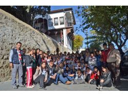 'Sevgiye Uzanan Eller' Kozan’da