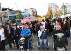 Engelli Hakları İçin Yürüdüler