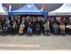 Şahinbey Belediyesi 77 Engelliye Akülü Ve Manuel Sandalye Hediye Etti
