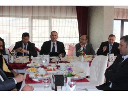 Çifçiler, Doğru Tarım Ve Hayvancılık Konusunda Bilgilendirildi