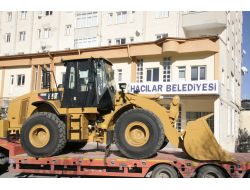 Hacılar Belediyesi Araç Parkuruna Kepçe Ekledi