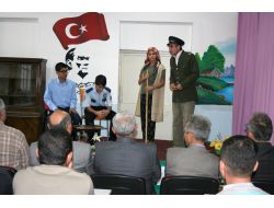 Tutuklu Ve Hükümlüler 'Kadınlık Bizde Kalsın'ı İzledi