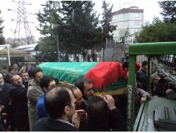 Cinayete Kurban Giden Genç Kız Toprağa Verildi