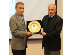 Bostancı: Siyaset, Dünyanın Her Yerinde İkiyüzlü Bir Kimliğe Sahiptir