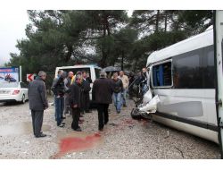 Bursa'da Trafik Kazası: 10'dan Fazla Yolcu Yaralandı