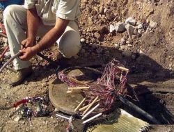 Hırsızlar Telefon Kablolarını Çaldı