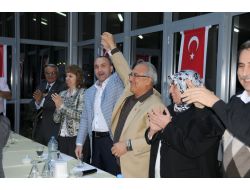 Kardeş Aznakaylılar Tarsus'tan Mutlu Ayrıldı