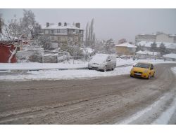 Yozgat Güne Beyaz Örtüyle Uyandı