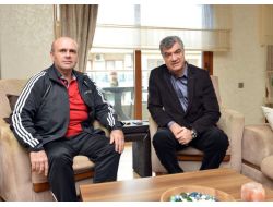 Chp İzmir İl Başkanı Engin'den Başkan Solak'a Geçmiş Olsun Ziyareti