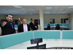 Vali Çakacak, 112 Acil Çağrı Merkezi'ni İnceledi