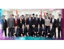Dünya 2.si Büyükkoyuncu Öğrencisine Çankaya Köşkü'nde Ödül