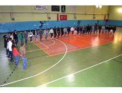 Vanlı Gençler Boş Zamanlarını Halk Oyunları Oynayarak Değerlendirecek