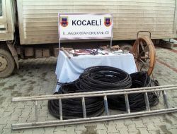 Kocaeli'nde Kablo Hırsızlığı Yapan 3 Kişi Yakalandı