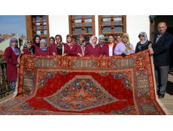 Uşak Halılarına Artan Talep Dokuyucu İhtiyacını Ortaya Çıkardı