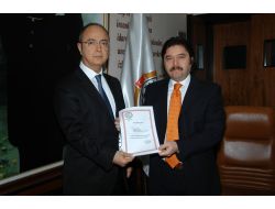 Dalaman Dış Hatlar Genel Müdürü Güvenç'e Teşekkür Belgesi