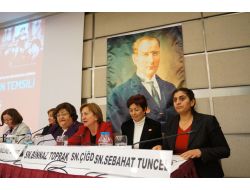 Meclis'teki Partilerin Temsilcileri Kadınların Sorunlarını Konuştu